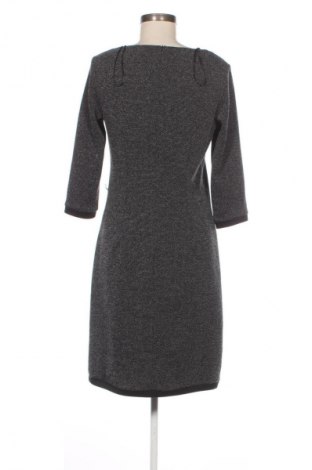 Šaty  Esprit, Veľkosť M, Farba Strieborná, Cena  13,95 €