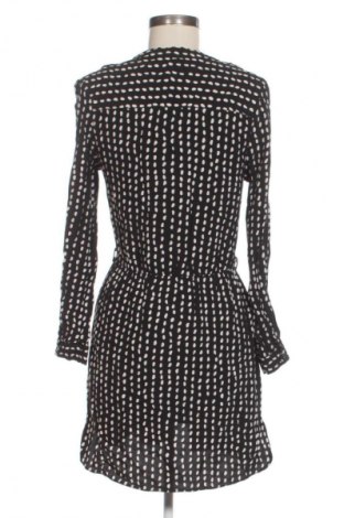 Šaty  F&F, Velikost M, Barva Vícebarevné, Cena  565,00 Kč