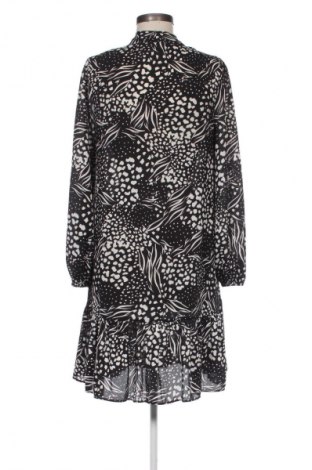 Sukienka F&F, Rozmiar M, Kolor Kolorowy, Cena 107,17 zł