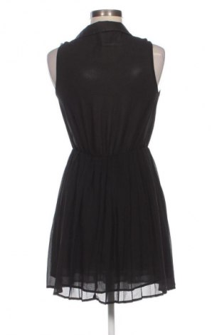 Rochie Forever 21, Mărime S, Culoare Negru, Preț 71,99 Lei
