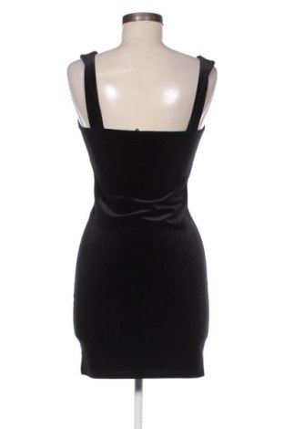 Ruha Forever 21, Méret M, Szín Fekete, Ár 5 700 Ft