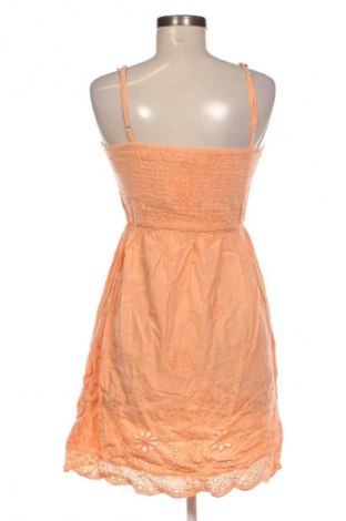 Kleid Gina Tricot, Größe M, Farbe Orange, Preis 9,99 €