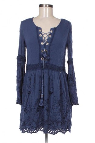 Kleid Guess, Größe M, Farbe Lila, Preis € 49,07