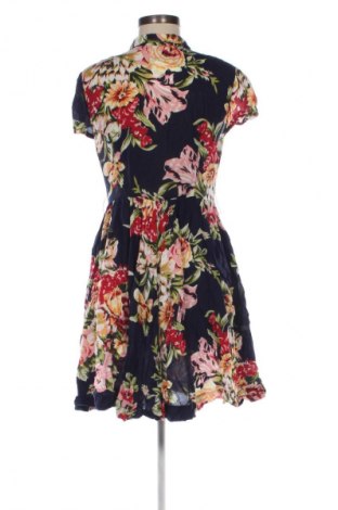 Šaty  Guess, Velikost M, Barva Vícebarevné, Cena  729,00 Kč