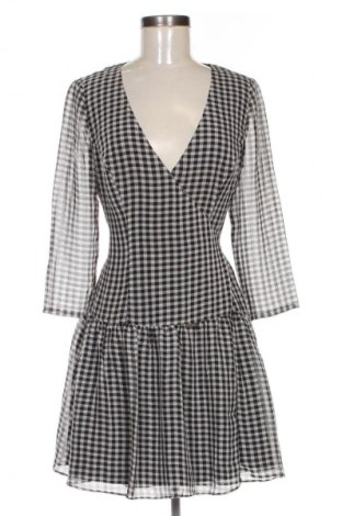 Ruha Guess, Méret S, Szín Sokszínű, Ár 17 539 Ft