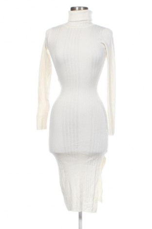 Kleid Guess, Größe S, Farbe Weiß, Preis 43,99 €