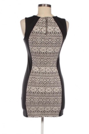 Sukienka H&M, Rozmiar S, Kolor Kolorowy, Cena 107,17 zł