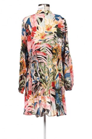 Šaty  H&M, Velikost M, Barva Vícebarevné, Cena  565,00 Kč