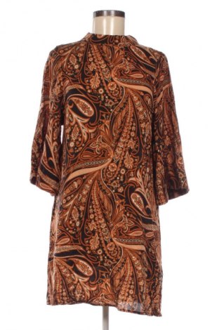 Sukienka H&M, Rozmiar XS, Kolor Kolorowy, Cena 107,17 zł