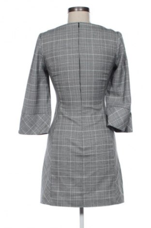 Рокля H&M, Размер XS, Цвят Многоцветен, Цена 5,11 €