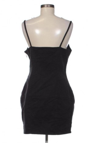 Šaty  H&M Divided, Velikost XL, Barva Černá, Cena  559,00 Kč