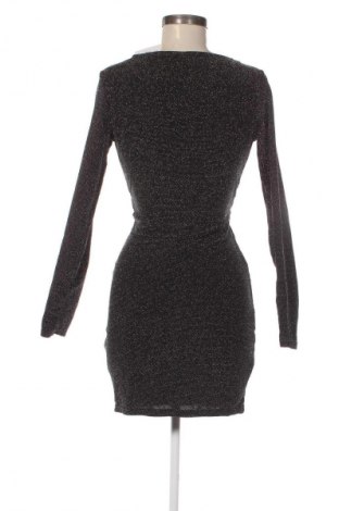 Kleid H&M Divided, Größe M, Farbe Mehrfarbig, Preis 5,99 €