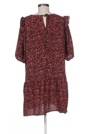 Рокля H&M Divided, Размер XL, Цвят Многоцветен, Цена 20,00 €