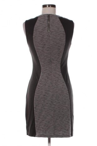 Šaty  H&M Divided, Velikost XL, Barva Vícebarevné, Cena  567,00 Kč