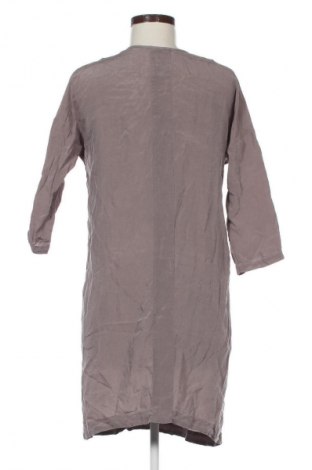 Šaty  Humanoid, Velikost S, Barva Béžová, Cena  1 883,00 Kč