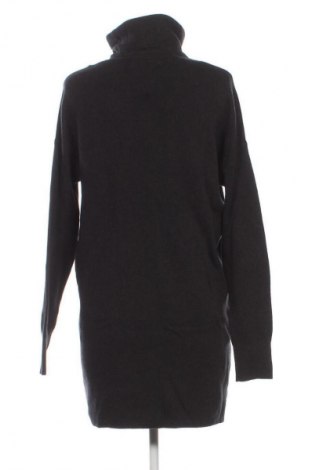 Kleid In Wear, Größe XS, Farbe Grau, Preis 127,99 €