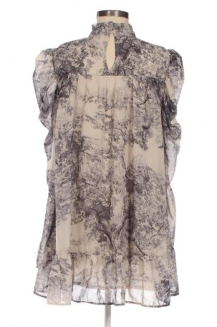 Рокля In the style, Размер M, Цвят Многоцветен, Цена 19,95 €