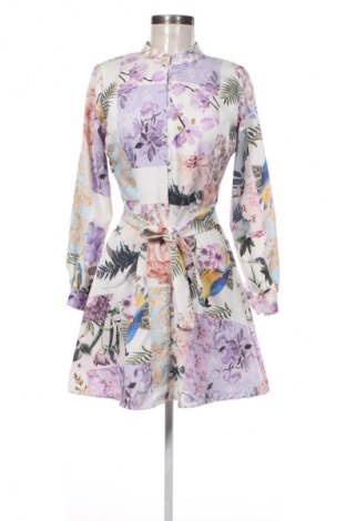 Kleid Jennyfer, Größe M, Farbe Mehrfarbig, Preis € 29,99