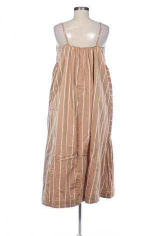 Sukienka Just Female, Rozmiar M, Kolor Beżowy, Cena 225,10 zł