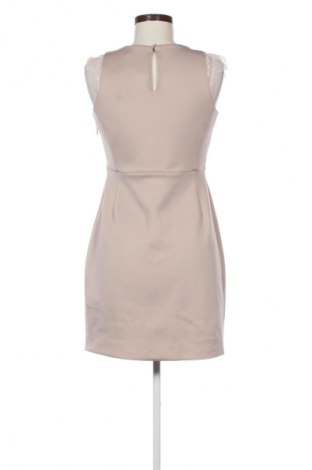 Šaty  Kocca, Velikost S, Barva Béžová, Cena  369,00 Kč