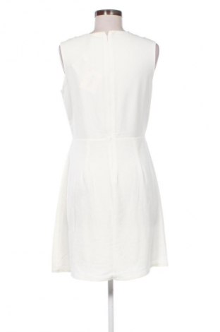 Šaty  Lavand., Velikost M, Barva Bílá, Cena  897,00 Kč