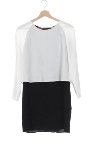 Рокля Mango, Размер S, Цвят Многоцветен, Цена 9,71 €