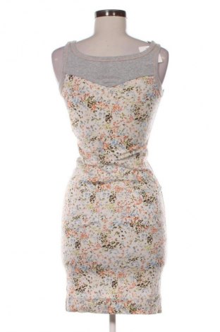 Рокля Marc Cain Sports, Размер XS, Цвят Многоцветен, Цена 104,73 €