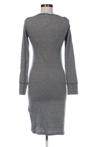 Kleid Moscow, Größe XS, Farbe Mehrfarbig, Preis € 18,99