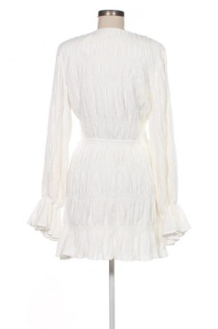 Ruha NA-KD, Méret S, Szín Fehér, Ár 5 129 Ft