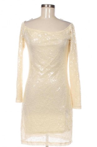 Ruha NA-KD, Méret M, Szín Arany
, Ár 3 639 Ft