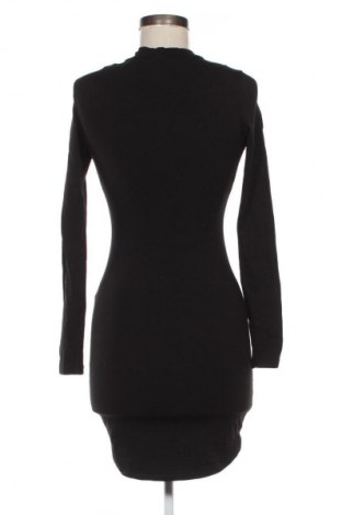 Рокля NLY, Размер S, Цвят Черен, Цена 6,64 €