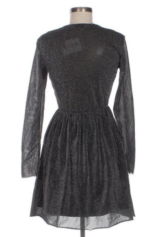 Рокля Pieces, Размер M, Цвят Сребрист, Цена 6,64 €