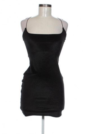 Šaty  Pretty Little Thing, Velikost XS, Barva Černá, Cena  567,00 Kč