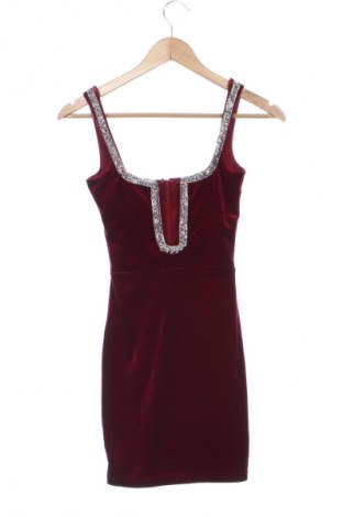 Sukienka Pretty Little Thing, Rozmiar XXS, Kolor Kolorowy, Cena 107,00 zł