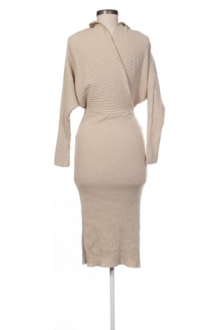 Kleid Pretty Little Thing, Größe M, Farbe Beige, Preis € 20,00