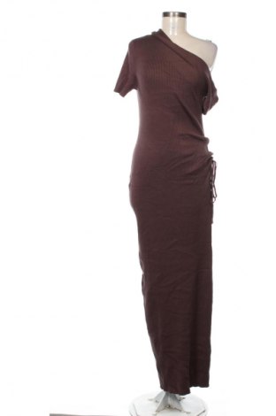 Kleid Pretty Little Thing, Größe XL, Farbe Braun, Preis € 18,99