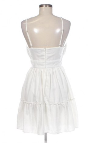 Rochie Pretty Little Thing, Mărime M, Culoare Alb, Preț 47,99 Lei