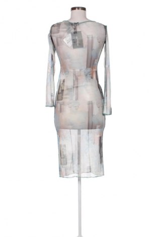 Ruha Pretty Little Thing, Méret M, Szín Sokszínű, Ár 13 223 Ft