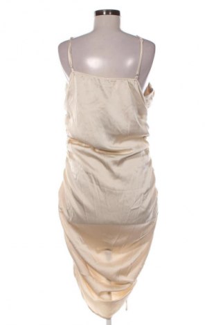 Ruha Pretty Little Thing, Méret XL, Szín Bézs, Ár 13 223 Ft