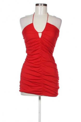 Sukienka Pull&Bear, Rozmiar XS, Kolor Czerwony, Cena 107,17 zł