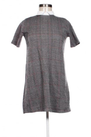 Φόρεμα Pull&Bear, Μέγεθος S, Χρώμα Πολύχρωμο, Τιμή 26,89 €