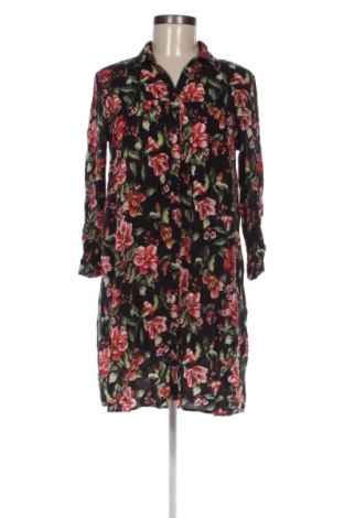 Рокля Reserved, Размер S, Цвят Многоцветен, Цена 24,55 €