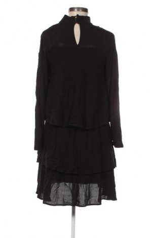 Kleid Reserved, Größe XS, Farbe Schwarz, Preis € 18,99