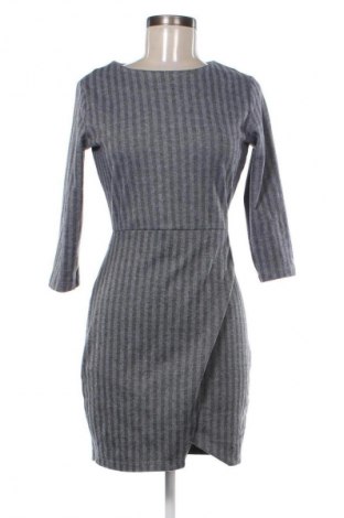 Rochie Reserved, Mărime S, Culoare Gri, Preț 104,10 Lei