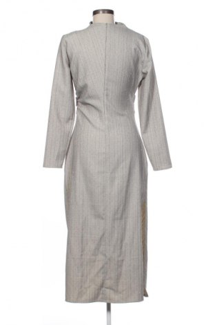 Šaty  Reserved, Velikost M, Barva Vícebarevné, Cena  850,00 Kč