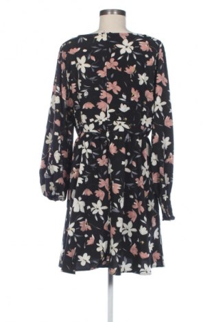 Šaty  SHEIN, Velikost XL, Barva Vícebarevné, Cena  565,00 Kč