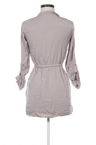 Kleid Sinsay, Größe S, Farbe Grau, Preis 17,99 €