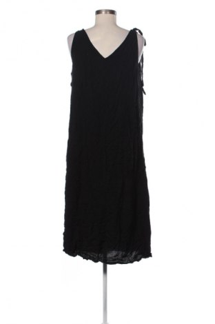 Šaty  Sinsay, Velikost XL, Barva Černá, Cena  567,00 Kč