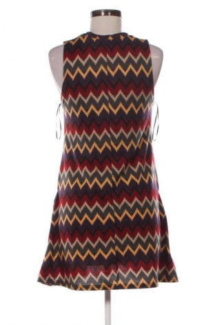 Sukienka Stella, Rozmiar M, Kolor Kolorowy, Cena 131,00 zł