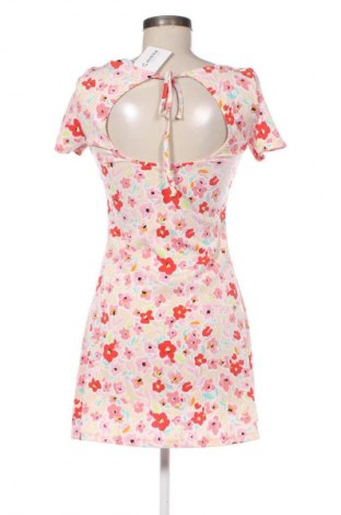 Kleid Stradivarius, Größe S, Farbe Mehrfarbig, Preis 19,97 €